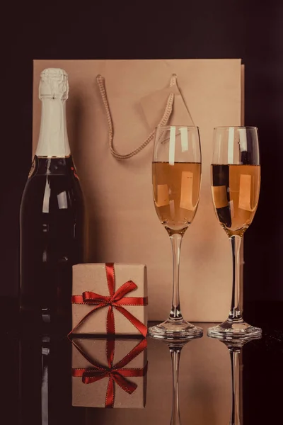 Champagne Bottle Paper Bag Two Wine Glasses Gift Box Black — Stock Photo, Image