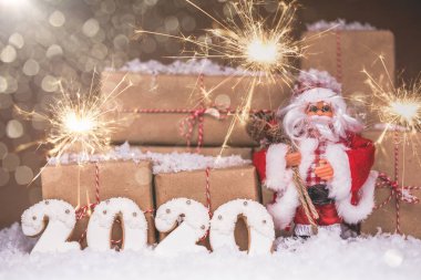 Zencefilli Noel Baba, maytap ve Noel süslemesi