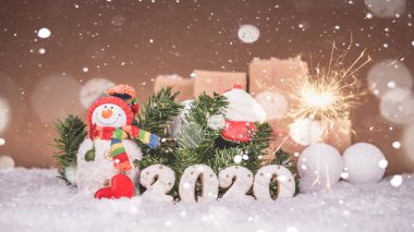 Zencefilli kardan adam ve Noel süslemeleri 2020.