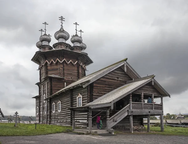 仲裁の教会です キジ島の島 Medvezhyegorsky カレリア ロシア連邦 2017 — ストック写真