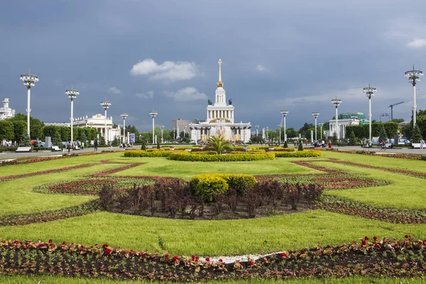 Moscow Russia May 2019 Main Pavilion Vdnkh Central Pavilion Exhibition — Stock Photo, Image