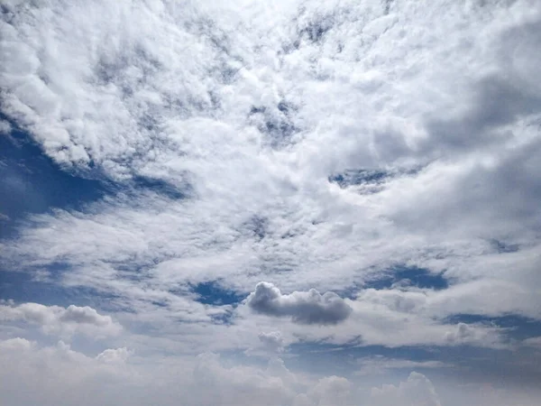 Драматическое Облачное Небо — стоковое фото