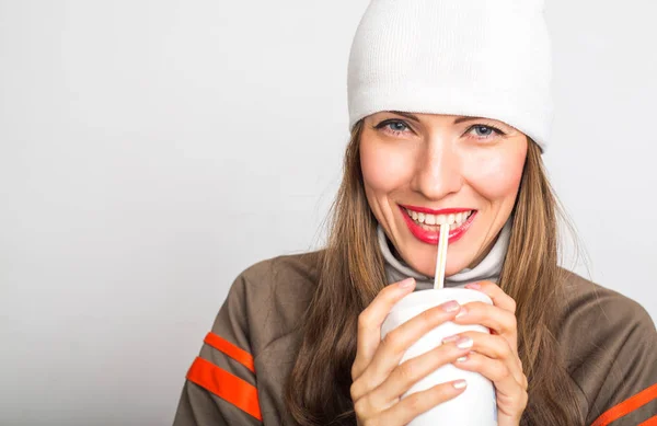 Voetbal Fan Voetbal Sap Drinken Dragen Kijken Sport Slijtage Geïsoleerd — Stockfoto