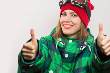 Kayakçı veya başparmak gösterilmesini snowboard portresi