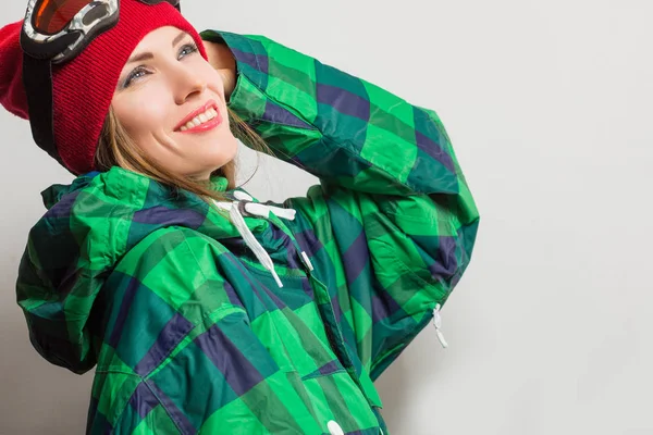 Retrato Jovem Mulher Esqui Ativo Vestindo Roupas Inverno Isolado Sobre — Fotografia de Stock