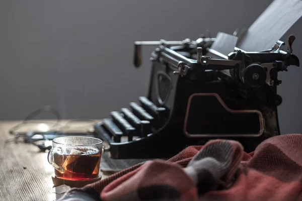 Workplace Old School Writer Tea Typewriter — Stock Photo, Image