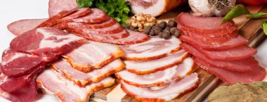 Et, füme et, sosis, jambon ve diğer türleri