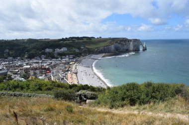 Estreya Normandiya okyanus kaya