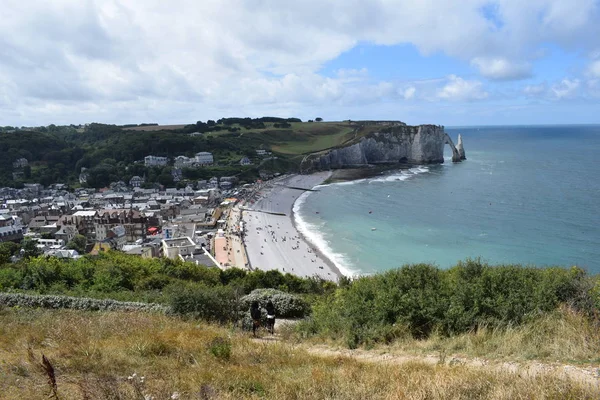 Estreya Normandiya okyanus kaya