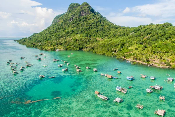 Indah Pemandangan Udara Borneo Laut Gipsi Desa Air Pulau Mabul — Stok Foto