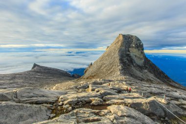 Mount Kinabalu sahne gündoğumu