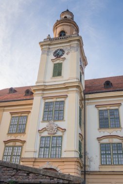 Eski bina, Valpovo Hırvatistan 'da Casttle