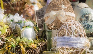 Esater el yapımı dekorasyon piyasada görüntülenen.