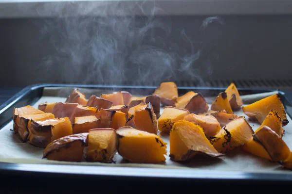 Roasted Pumpkin Slices Baking Sheet — Stock Photo, Image