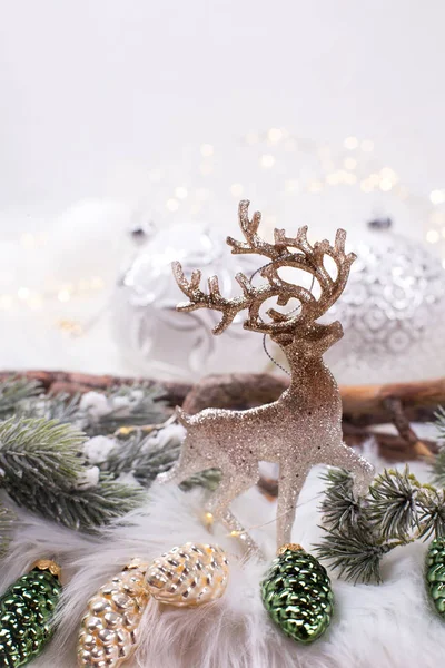 Navidad Año Nuevo Conjunto Con Bolas Blancas Decorativas — Foto de Stock