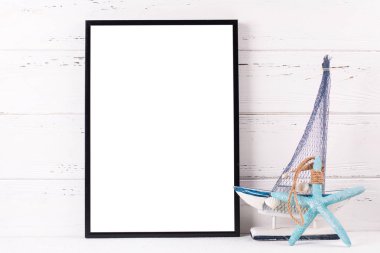 Kopya alanı ve yaz deniz tatili d ile siyah çerçeve mockup