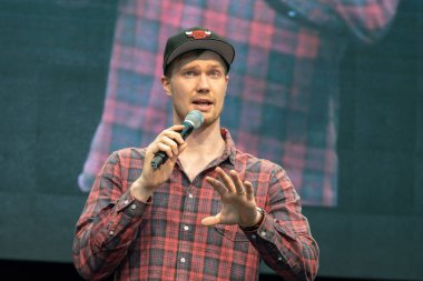 Stuttgart, Almanya - 30th Haziran 2018: Comic Con Almanya Stuttgart, bir iki gün fan kongre, Joonas Suotamo (Chewbacca, yıldız savaşları)