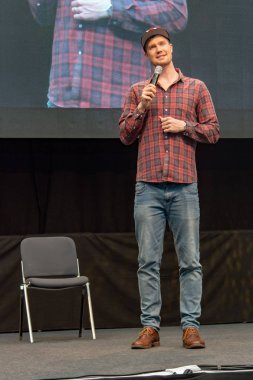 Stuttgart, Almanya - 30th Haziran 2018: Comic Con Almanya Stuttgart, bir iki gün fan kongre, Joonas Suotamo (Chewbacca, yıldız savaşları)