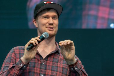 Stuttgart, Almanya - 30th Haziran 2018: Comic Con Almanya Stuttgart, bir iki gün fan kongre, Joonas Suotamo (Chewbacca, yıldız savaşları)