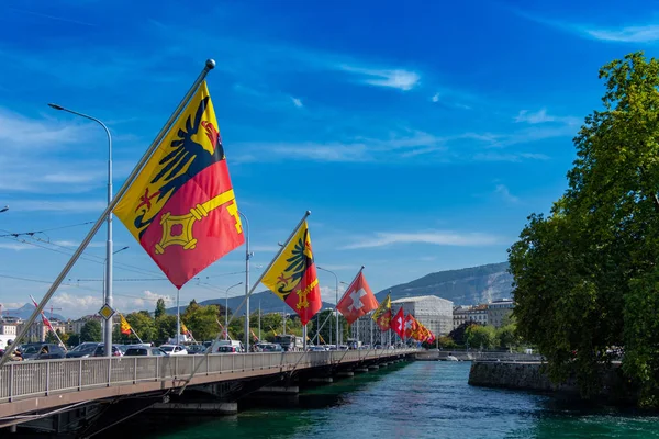 Flags Pont Mont Blanc Bridge Geneva Switzerland — Stock Photo, Image