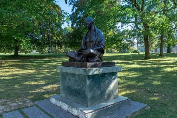 Genewa Szwajcaria 2018 Września Statue Gandhi Hołd Mahatma Gandhi Wpłat — Zdjęcie stockowe