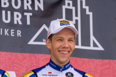 Eschborn, Almanya - 1 Mayıs 2018: Eschborn-Frankfurt bisiklet yarışı, Kenneth Van Rooy (spor Vlaanderen-Baloise)