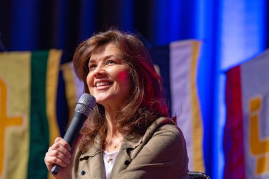 Bonn, Almanya - 19th Mayıs 2018: Daphne Zuniga (* 1962, Amerikalı aktris - Spaceballs, Melrose Place. One Tree Hill) Fedcon 27, dört gün sci-fi fan kongre