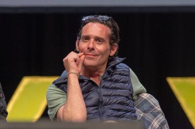 Bonn, Almanya - 19th Mayıs 2018: James Callis (* 1971, aktör - Battlestar Galactica, Bridget Jones's Diary) Fedcon 27, dört gün sci-fi fan kongre