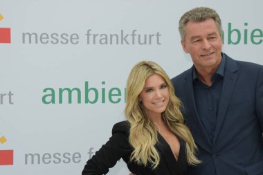 Frankfurt, Almanya. 12 Şubat, 2018. Ambiente: Model Sylvie Meis (* 1978) Ambiente 2018 tüketim malları Frankfurt am Main içinde adil ziyaret. Hollanda olan fuarın bu yıl onur konuğu