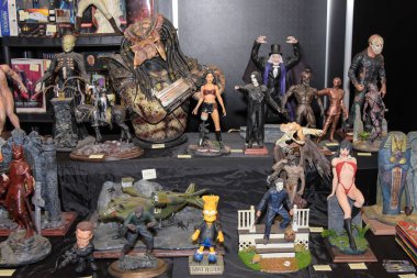 Dortmund, Almanya - 9th Aralık 2017: İzlenim Alman Comic Con Dortmund dan: fotoğraf seçimi. 30'dan fazla ünlüler onların hayranları karşılamak, imza ve photoshoots yapmak katıldı.