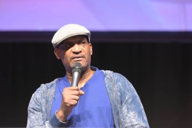 Bonn, Almanya. 20 Ekim 2017. Tony Todd (* 1954), bize aktör, Con'da korku, Maritim Hotel Bonn 20-22nd Ekim 2017 arasında yer alan bir korku fan kongre bir panel sırasında yaptığı deneyimleri hakkında konuşmak.