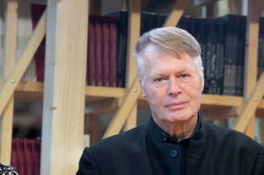 Frankfurt, Almanya. 11 Ekim, 2017. Jean Marie Gustave Le Clezio, Fransız yazar, Nobel Ödülü 2008, bölüm, Frankfurt Bookfair ödül töreninde Prix des cinq kıta de la Frankofon'un, jüri / Buchmesse Frankfurt