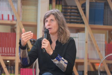 Frankfurt, Almanya. 11 Ekim, 2017. Olivia Rosenthal (* 1965), Fransız yazar, Incipit! Frankfurt Bookfair panelde / Buchmesse Frankfurt 2017