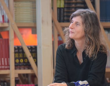 Frankfurt, Almanya. 11 Ekim, 2017. Olivia Rosenthal (* 1965), Fransız yazar, Incipit! Frankfurt Bookfair panelde / Buchmesse Frankfurt 2017