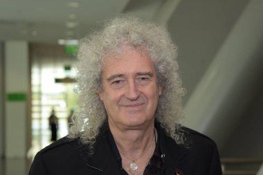 Frankfurt, Almanya. 12 Ekim 2017. Brian May, Kraliçe quitarist, 'Queen 3D' Almanca sürümünü sunar, bir 3d stereoskopik görüntü Kraliçe nin featuring grup tarihi Frankfurt Bookfair adlı kitap / Buchmesse Frankfurt