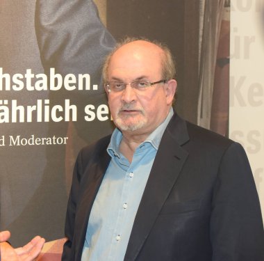 Frankfurt, Almanya. 12 Ekim, 2017. Salman Rüşdi (* 1947), İngiliz Hint yazar, Frankfurt Bookfair / Buchmesse Frankfurt 2017