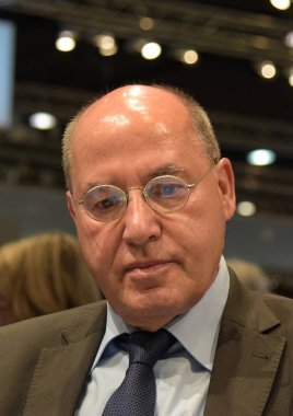 Frankfurt, Almanya. 13 Ekim, 2017. Gregor Gysi (* 1948), Alman siyasetçi (Die Linke) ve yazar, Frankfurt Bookfair / Buchmesse Frankfurt 2017
