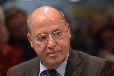 Frankfurt, Almanya. 13 Ekim, 2017. Gregor Gysi (* 1948), Alman siyasetçi (Die Linke) ve yazar, Frankfurt Bookfair / Buchmesse Frankfurt 2017