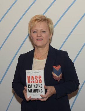 Frankfurt, Almanya. 13 Ekim, 2017. Renate Kunast (* 1955), Alman politikacı, Frankfurt Bookfair adlı / Buchmesse Frankfurt 2017
