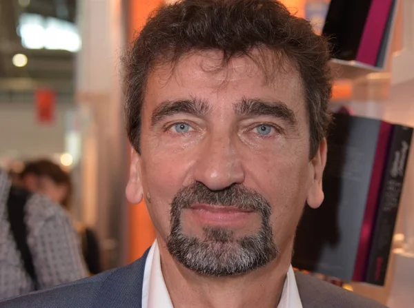 Frankfurt, Almanya. 13 Ekim, 2017. Jens J. Kramer (* 1957), Alman yazar, ayrıca adları 'Jean Bagnol', Frankfurt Bookfair adlı altında yazma / Buchmesse Frankfurt 2017