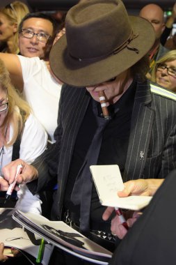Frankfurt, Almanya. 13 Ekim, 2017. Udo Lindenberg fotoğrafçı Tine Acke Frankfurt Bookfair, birlikte resim kitabında 'Staerker als die Zeit' sunar / Buchmesse Frankfurt 2017 t