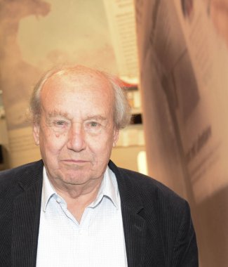 Frankfurt, Almanya. 14 Ekim, 2017. Jean-Claude Mezieres (* 1938), Fransız çizgi roman sanatçısı - Valerian ve Veronique / Valerian ve Laureline çizgi roman - Frankfurt Bookfair / Buchmesse Frankfurt 2017