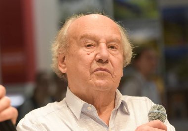 Frankfurt, Almanya. 14 Ekim, 2017. Jean-Claude Mezieres (* 1938), Fransız çizgi roman sanatçısı - Valerian ve Veronique / Valerian ve Laureline çizgi roman - Frankfurt Bookfair / Buchmesse Frankfurt 2017