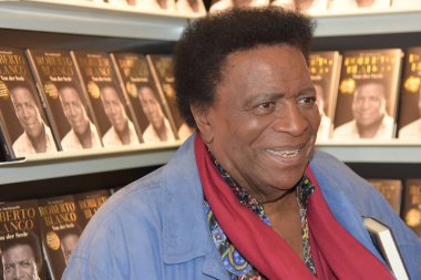 Frankfurt, Almanya. 14 Ekim, 2017.Roberto Blanco (* 1937), şarkıcı ve aktör, Frankfurt Bookfair otobiyografisini sunulması / Buchmesse Frankfurt 2017