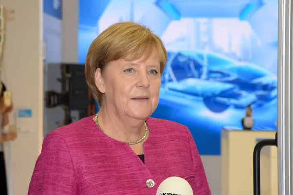 Frankfurt Nad Menem Niemcy Września 2017 Angela Merkel Odwiedzenie Stoiska — Zdjęcie stockowe