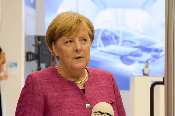 Frankfurt Nad Menem Niemcy Września 2017 Angela Merkel Odwiedzenie Stoiska — Zdjęcie stockowe
