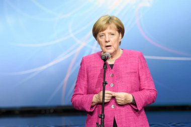 Frankfurt, Almanya. 14 Eylül, 2017. Angela Merkel de Frankfurt/Main 67 IAA Uluslararası Motor Show ile onun tur sonunda Salı, 14th Eylül 2017 konuşma