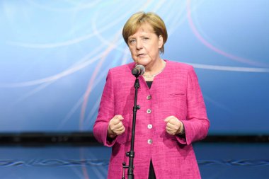 Frankfurt, Almanya. 14 Eylül, 2017. Angela Merkel de Frankfurt/Main 67 IAA Uluslararası Motor Show ile onun tur sonunda Salı, 14th Eylül 2017 konuşma