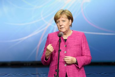 Frankfurt, Almanya. 14 Eylül, 2017. Angela Merkel de Frankfurt/Main 67 IAA Uluslararası Motor Show ile onun tur sonunda Salı, 14th Eylül 2017 konuşma