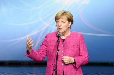 Frankfurt, Almanya. 14 Eylül, 2017. Angela Merkel de Frankfurt/Main 67 IAA Uluslararası Motor Show ile onun tur sonunda Salı, 14th Eylül 2017 konuşma